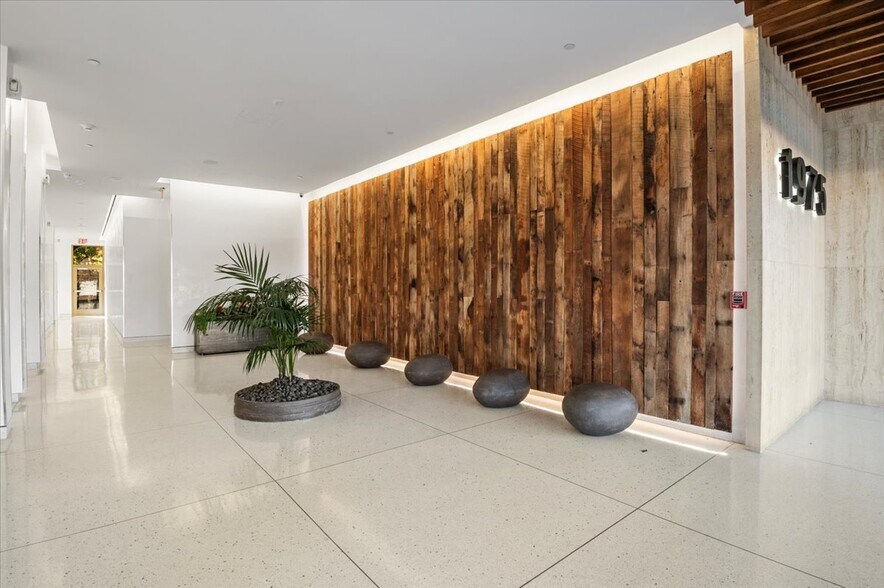 More Photos Of 1975 Linden Blvd, Elmont Medical For Lease