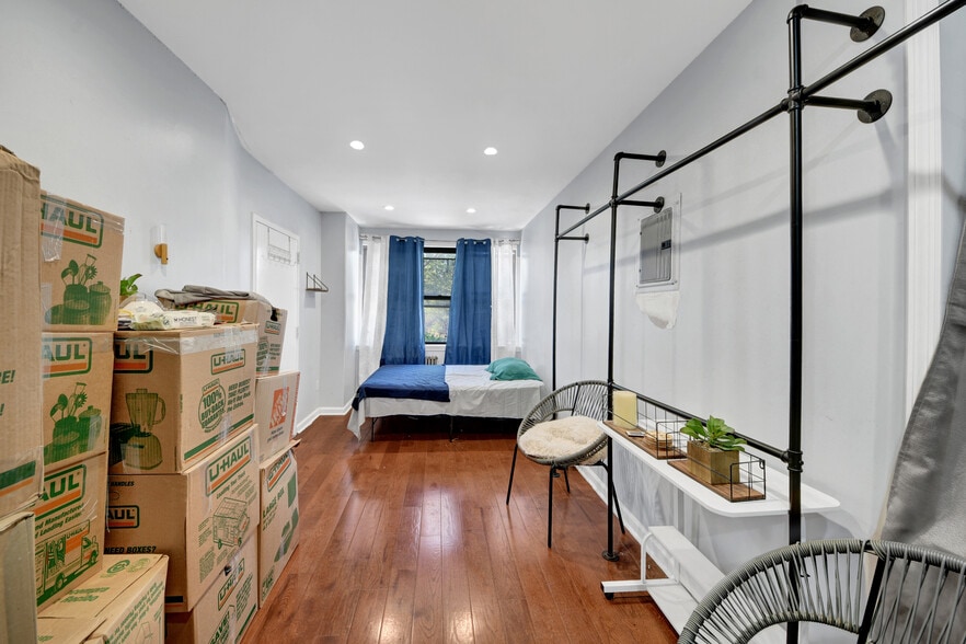 More Photos Of 1748 Cross Bronx Expy, Bronx Apartments For Sale