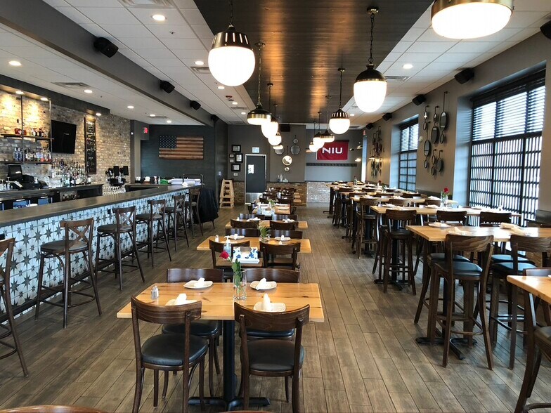 More Photos Of 106 E Lincoln Hwy, Dekalb Restaurant For Lease