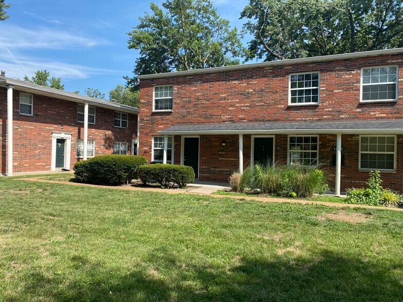 More Photos Of 1624 Northwinds Estates Dr, Saint Louis Apartments For Sale