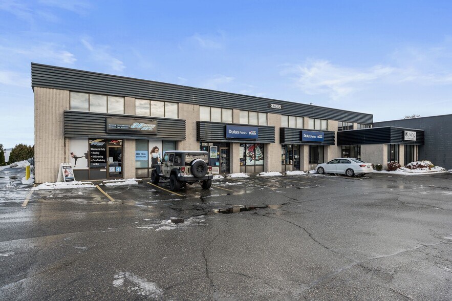More Photos Of 32905 Ventura Ave, Abbotsford Freestanding For Lease