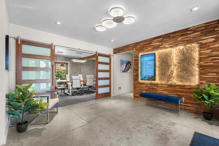 More Photos Of 625 Hwy 50, Zephyr Cove Office For Sale