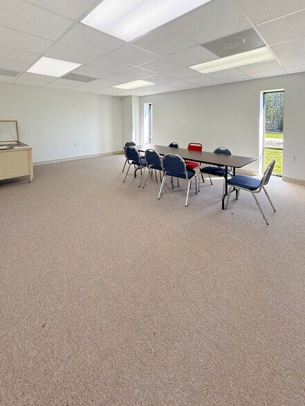 More Photos Of 1578 Hammond st, Hornbeck Religious Facility For Sale