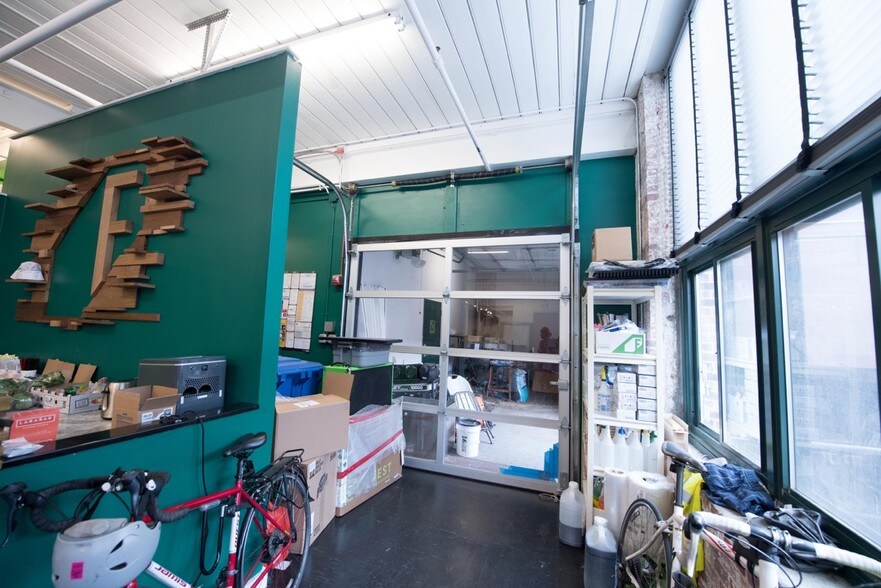 More Photos Of 840 Summer St, Boston Research And Development For Lease