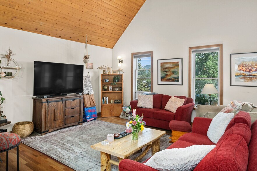 More Photos Of 228 Elk Ave, Crested Butte General Retail For Sale