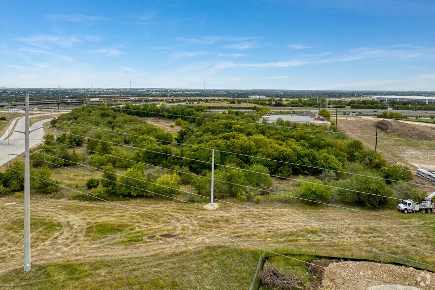 More Photos Of 2601 N Interstate 35, Georgetown Land For Sale