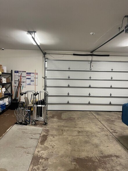 More Photos Of 6825 Weaver Rd, Rockford Funeral Home For Sale