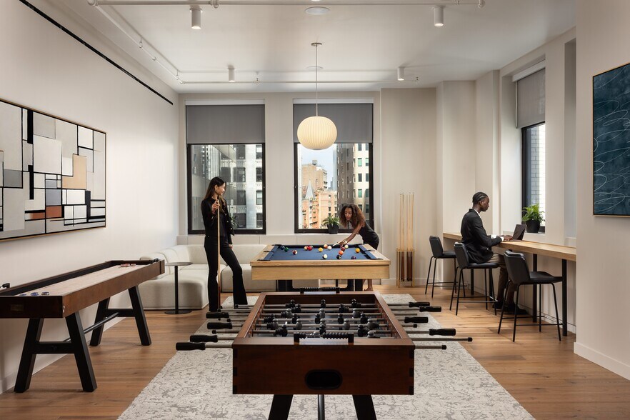 More Photos Of 120 Broadway, New York Office For Sale