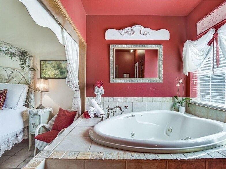 More Photos Of 251 Circle Dr, Wimberley Hospitality For Sale