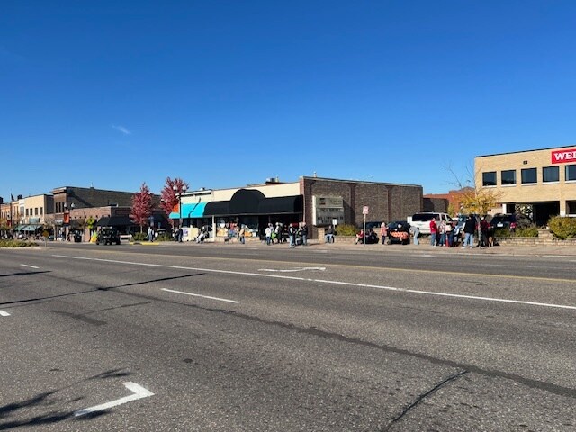 More Photos Of 229-231 E Main St, Anoka Storefront For Sale