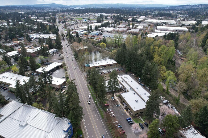 More Photos Of 17355 Boones Ferry Rd, Lake Oswego Medical For Lease