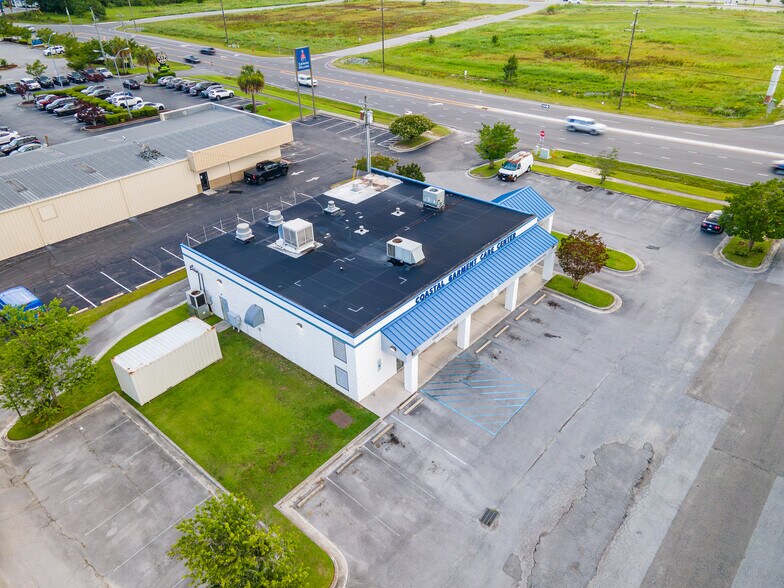 More Photos Of 4314 Henderson Dr, Jacksonville Freestanding For Sale