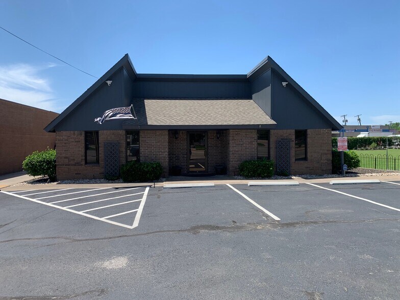 More Photos Of 4509 Rowlett Rd, Rowlett Office For Lease