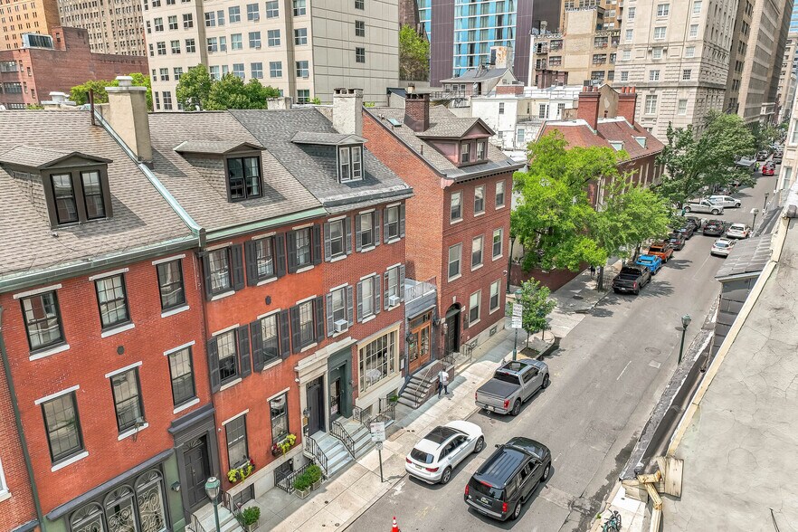 More Photos Of 252-254 S 16th St, Philadelphia Apartments For Sale