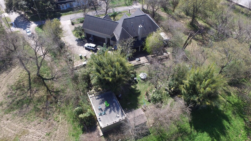 More Photos Of 315 Embry St, Houston Loft Creative Space For Sale