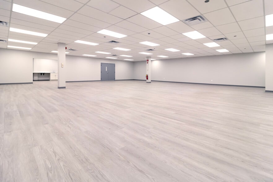 More Photos Of 1740 Golden Mile Hwy, Monroeville Research And Development For Lease