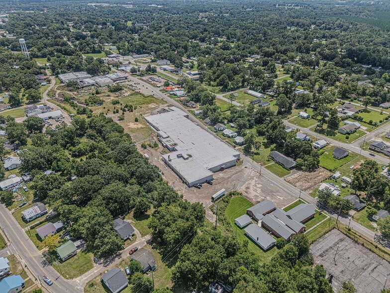 More Photos Of 1002 Douglas Ave, Opp Manufacturing For Lease