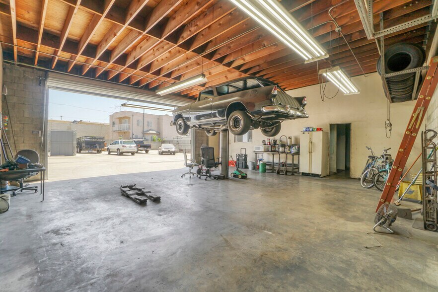 More Photos Of 2317-2323 Pasadena Ave, Los Angeles Auto Repair For Sale