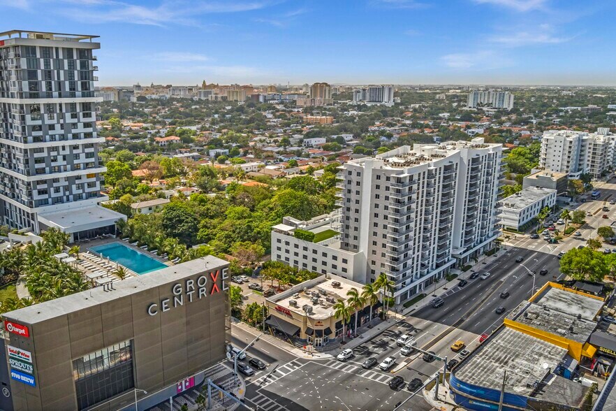 More Photos Of 2770 SW 27th Ave, Miami Freestanding For Lease