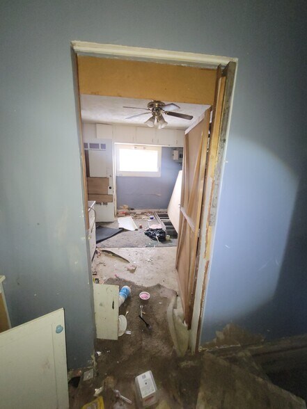 More Photos Of 1823 W 8th St, Muncie Multifamily For Sale