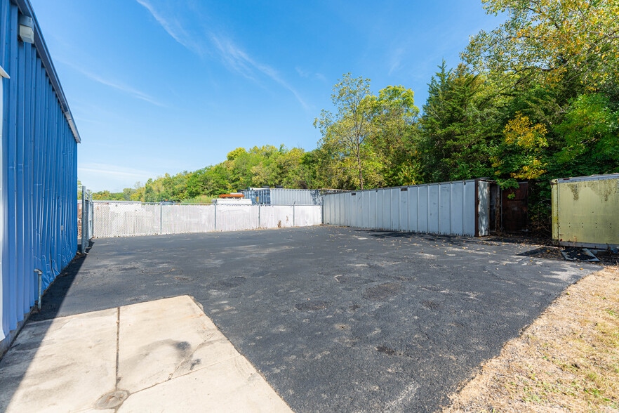 More Photos Of 560 S River St, Batavia Warehouse For Sale