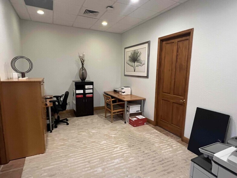 More Photos Of 222 S Pennsylvania Ave, Winter Park Office For Lease