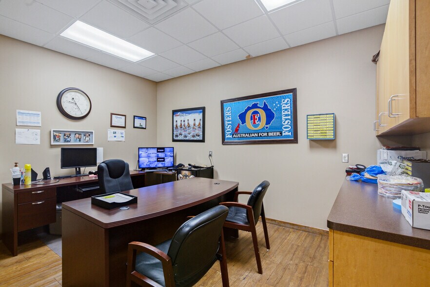 More Photos Of 8316 Lone Tree Rd, Victoria Industrial For Sale