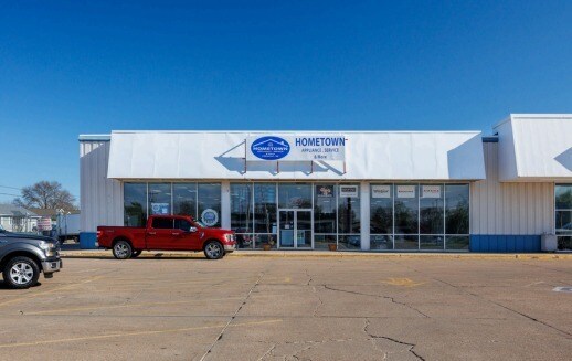 More Photos Of 1690-1720 E 23rd St, Fremont Storefront For Lease