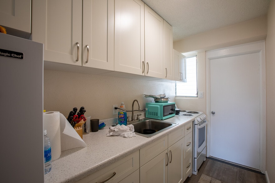 More Photos Of 287 Wai Nani Way, Honolulu Apartments For Sale
