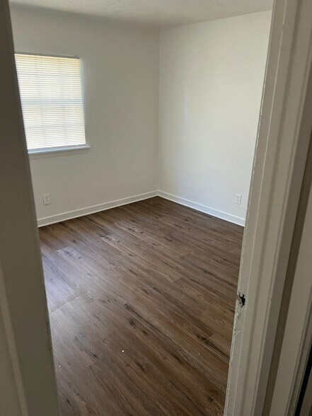 More Photos Of 150 Woody Dr, Jackson Apartments For Sale