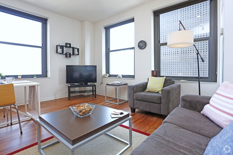 More Photos Of 59 E Van Buren St, Chicago Apartments For Lease