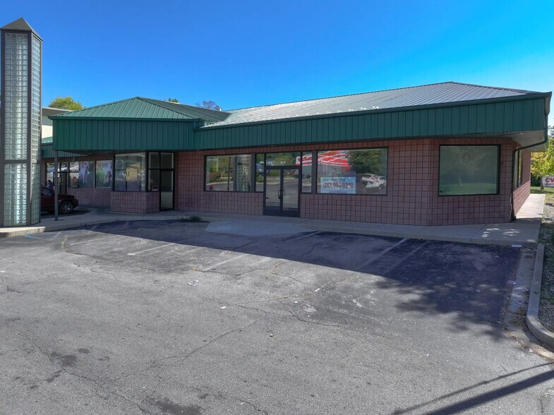 More Photos Of 1503 E Main St, Richmond Storefront For Lease