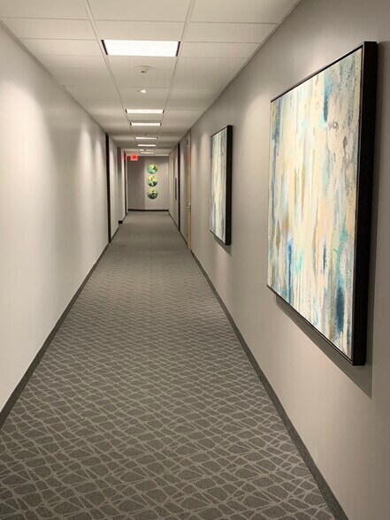 More Photos Of 12740 Hillcrest Rd, Dallas Office For Lease