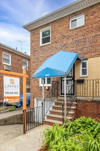 More Photos Of 25-31-25-33 Francis Lewis Blvd, Flushing Office Residential For Sale