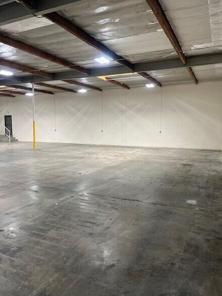 More Photos Of 12352-12358 E Barringer St, South El Monte Manufacturing For Lease