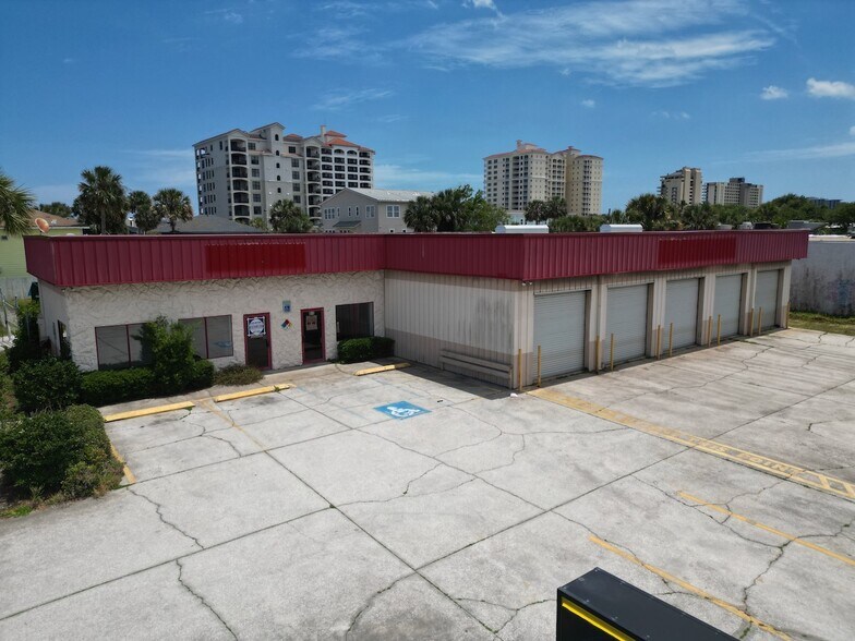 More Photos Of 815 S 3rd St, Jacksonville Beach Auto Repair For Lease