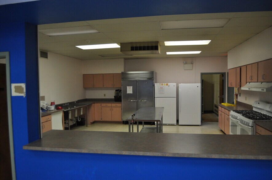 More Photos Of 2075 W Norwegian St, Pottsville Specialty For Sale