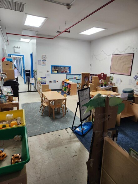 More Photos Of 1331-1333 Flatbush Ave, Brooklyn Storefront Retail Residential For Lease