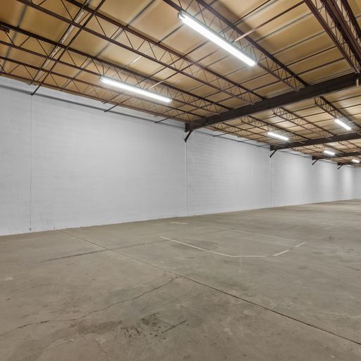 More Photos Of 2703 W Industrial Ave, Midland Warehouse For Lease