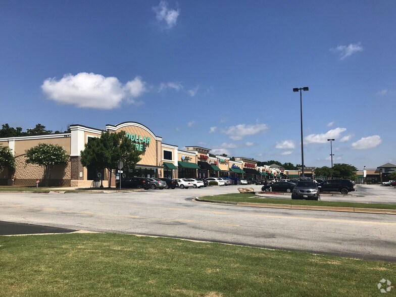 Primary Photo Of 1424 Hudson Bridge Rd, Stockbridge General Retail For Sale