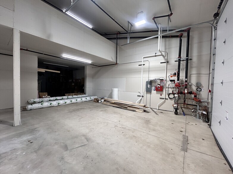 More Photos Of 5484 7th St NE, Fridley Warehouse For Sale