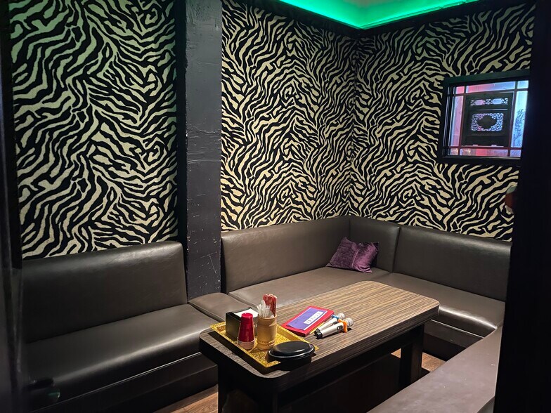 More Photos Of 300 Broadway, Oakland Office Residential For Lease