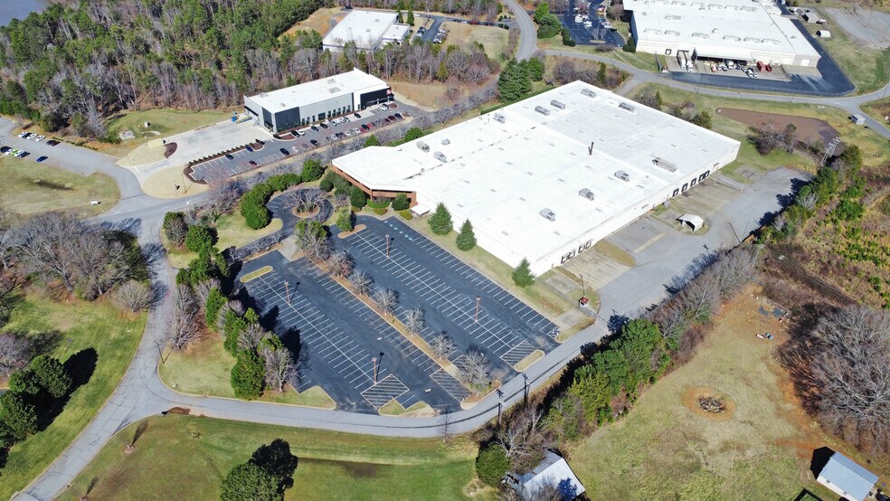 More Photos Of 111 Southchase Blvd, Fountain Inn Manufacturing For Lease