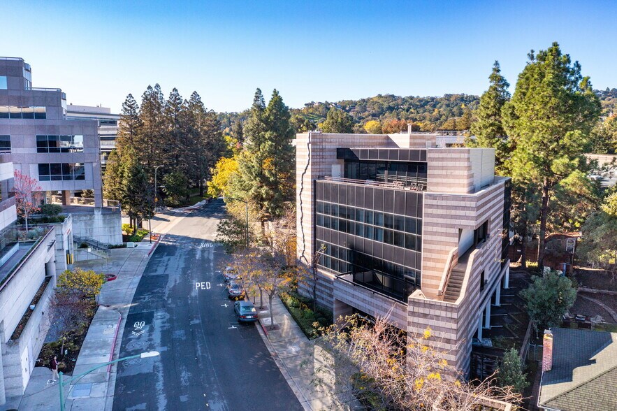 More Photos Of 1670 Riviera Ave, Walnut Creek Office Residential For Lease