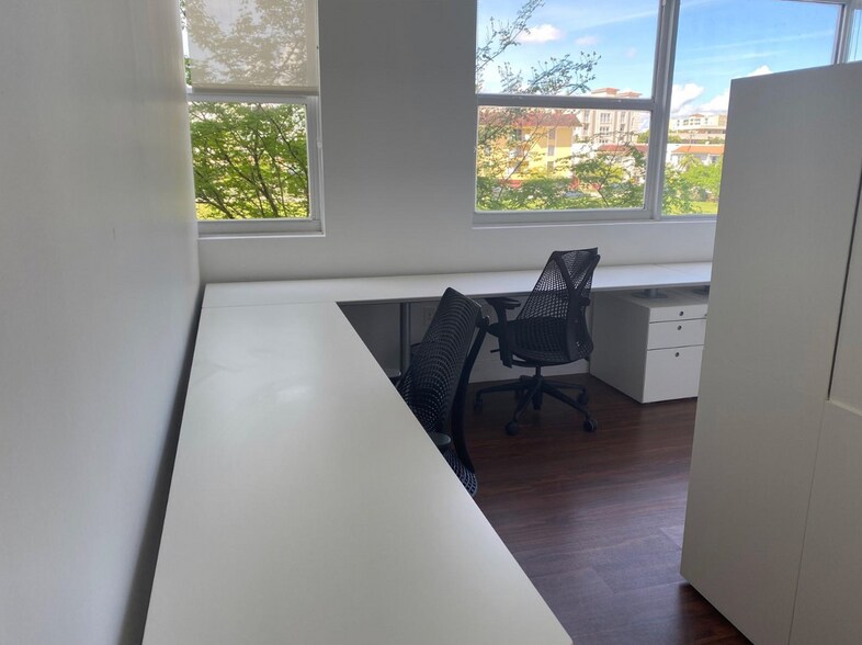 More Photos Of 1607 Ponce de Leon, Coral Gables Apartments For Sale