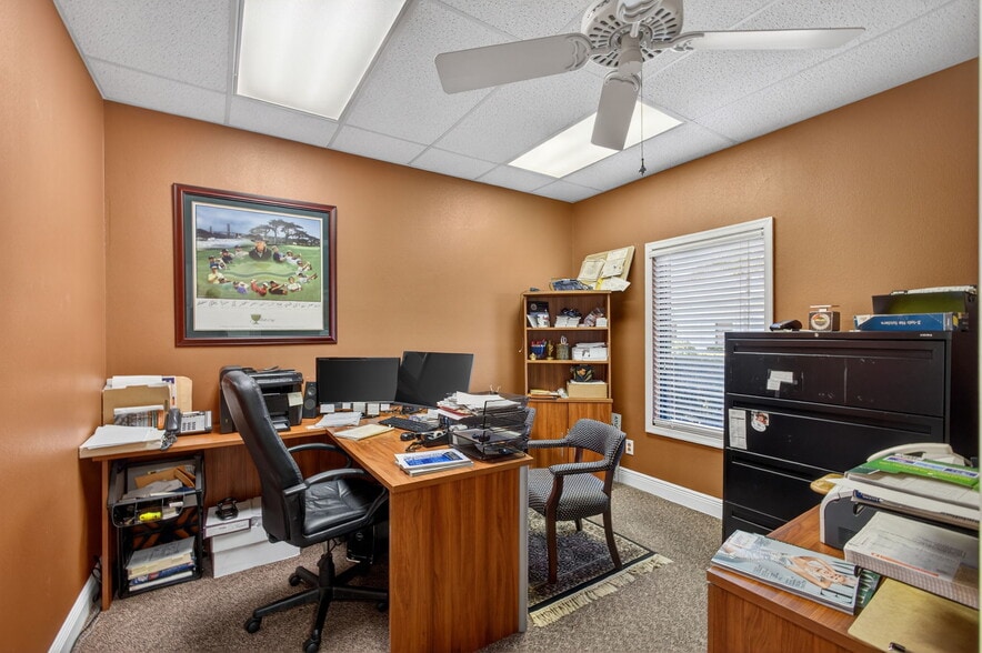 More Photos Of 2560 Rca Blvd, Palm Beach Gardens Medical For Sale