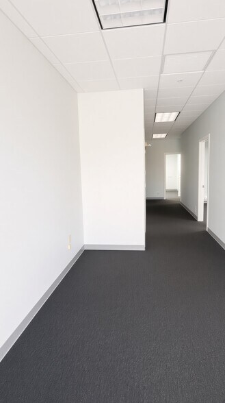 More Photos Of 5310 Clark Rd, Sarasota Medical For Lease