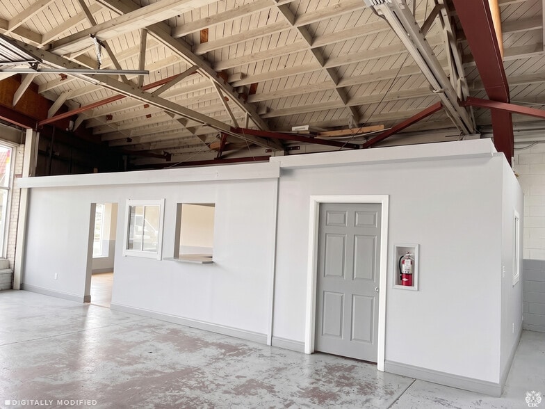 More Photos Of 1672 E 14th St, San Leandro Auto Repair For Sale