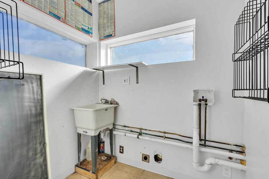 More Photos Of 1 Dag Hammarskjold Blvd, Howell Office For Sale