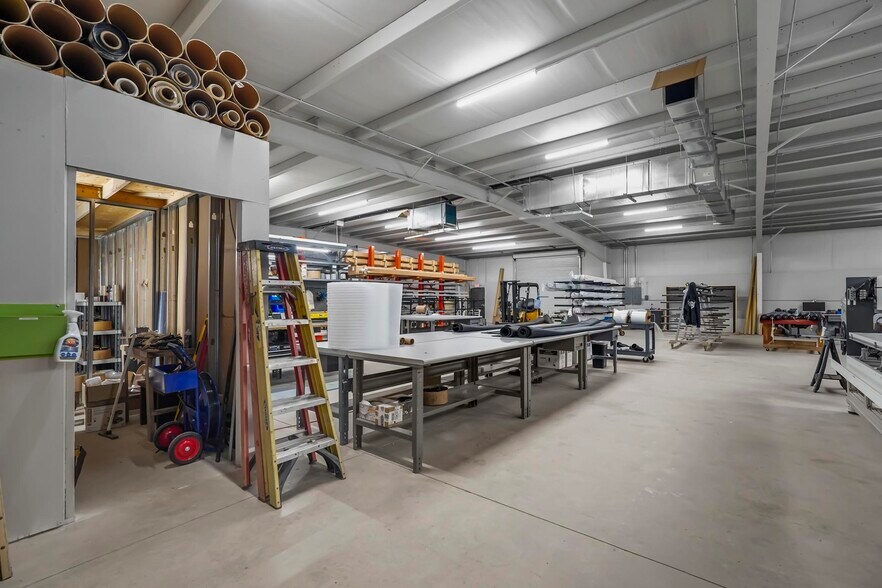 More Photos Of 12446 State Highway 205, Lavon Flex For Sale